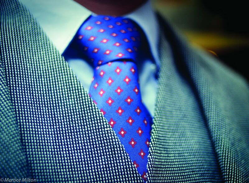 Blue_red tie