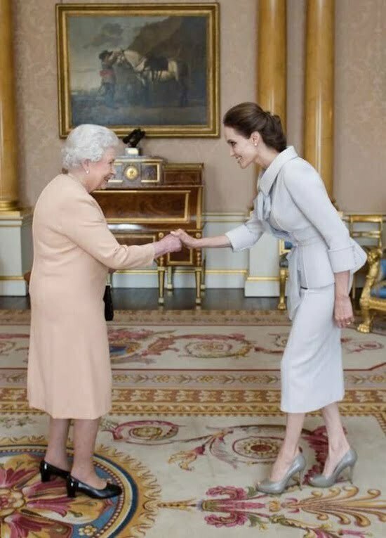 angelina și regina