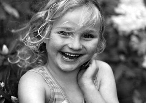 happy-child-black-and-white-wallpaper-598x336