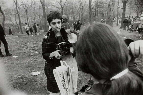 diane-arbus-love-in-central-park