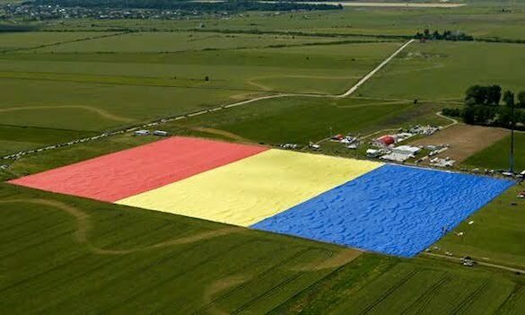 Romanian-flag-011