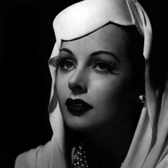hedy-lamarr-inventor-of-wifi