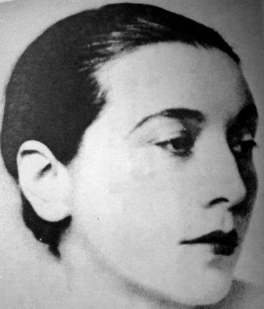 henriette-yvonne-stahl