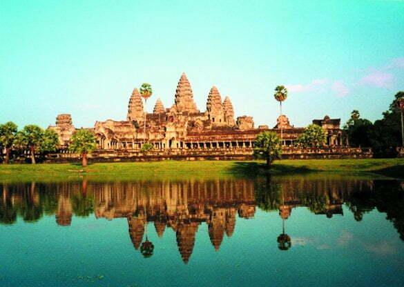 Angkor_from_Lake