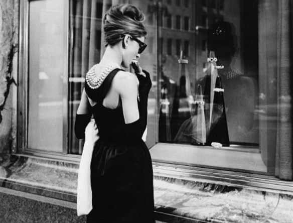 audrey-hepburn-window-shopping