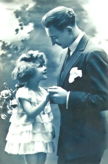 dad_with_daughter