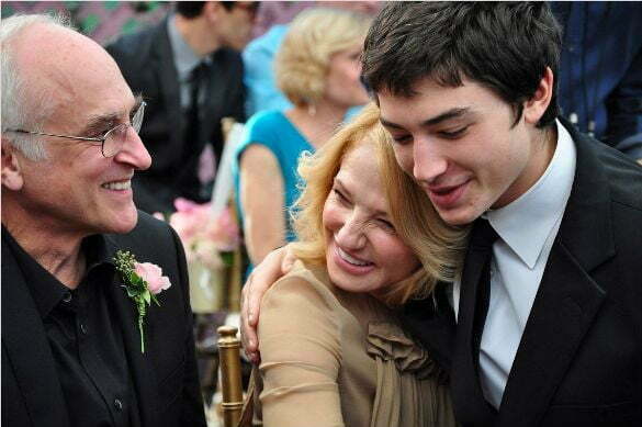 576x382xAnother-Happy-Day-photo-Ellen-Barkin-Ezra-Miller-Sam-Levinson.jpg.pagespeed.ic.XiUaUstH1D
