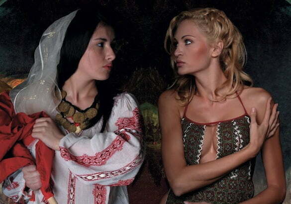 femei costume populare