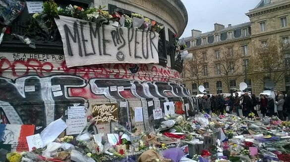 sanda nicola, place de la republique