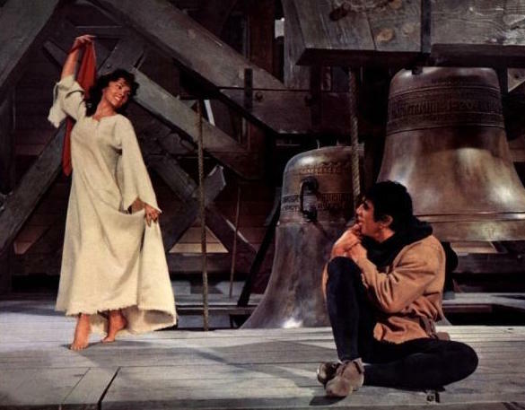 notre-dame-de-paris-gina-lollobrigida-anthony-quinn