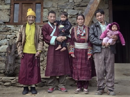 polyandry_03-1273160424_L