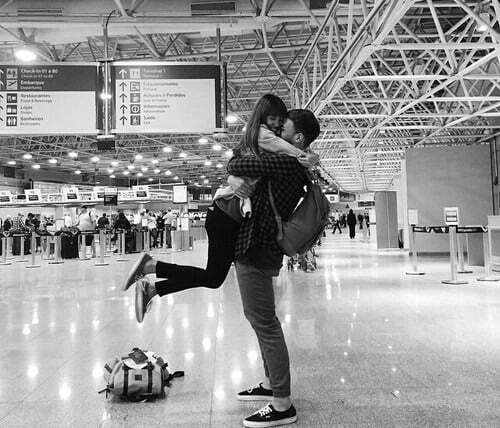 cuplu aeroport