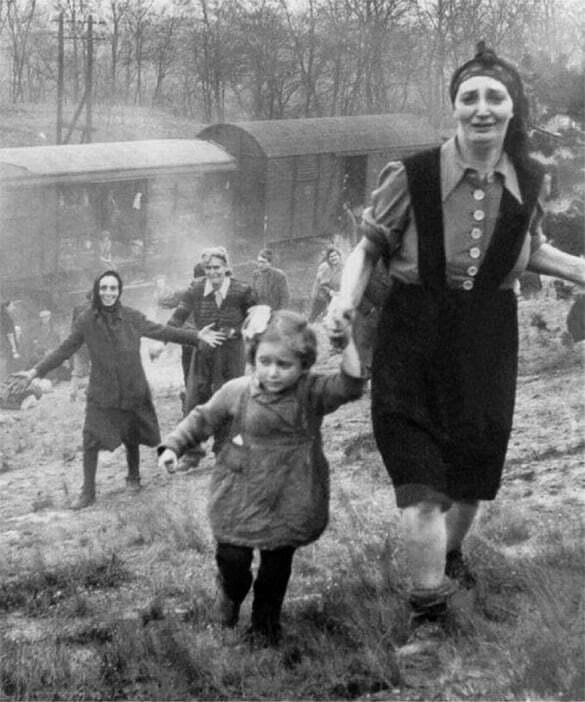 5 rare-historical-photos-39-5799f89dab328__880