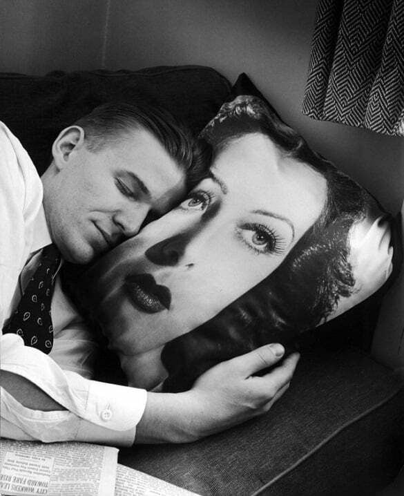 nina_leen_hedy_lamarr_fan
