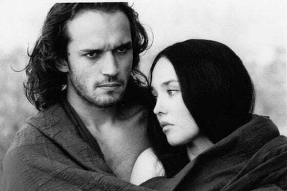 isabelle-adjani-et-vincent-perez-dans-le-film-la-reine_1410129_1200x800