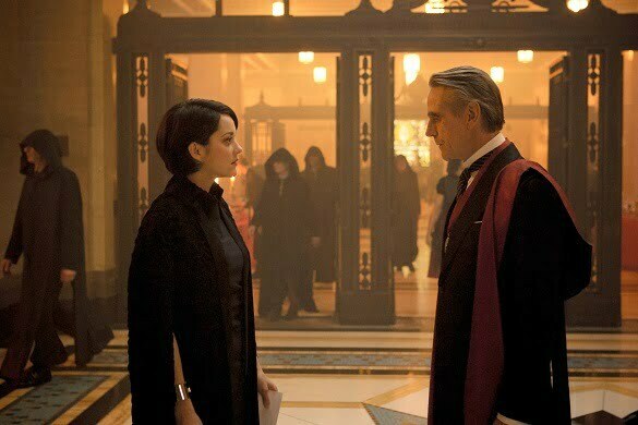 DF-06190 - Marion Cotillard as Sophia Rikkin and Jeremy Irons as Alan Rikkin in ASSASSIN'S CREED. Photo Credit: Kerry Brown.