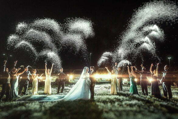 top-50-wedding-photos-of-2016-586bd1e6cf610__880