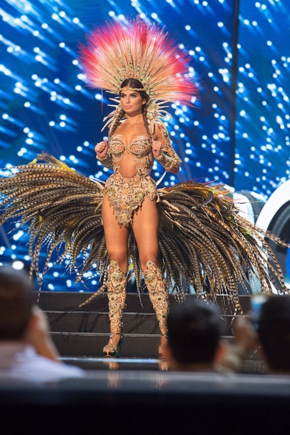 argentina-estefania-bernal-21