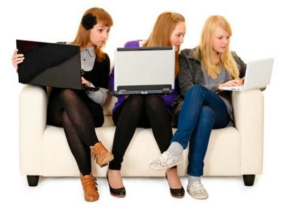 social-media-femei