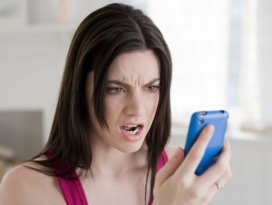 femeie telefon