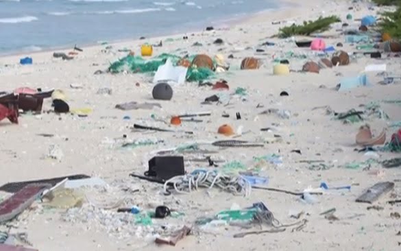 deseuri plastic