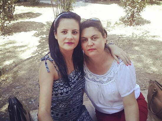 Angela Irimia 46 de ani, iar fica mea 23 de ani