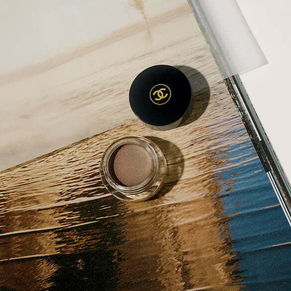 Chanel fard