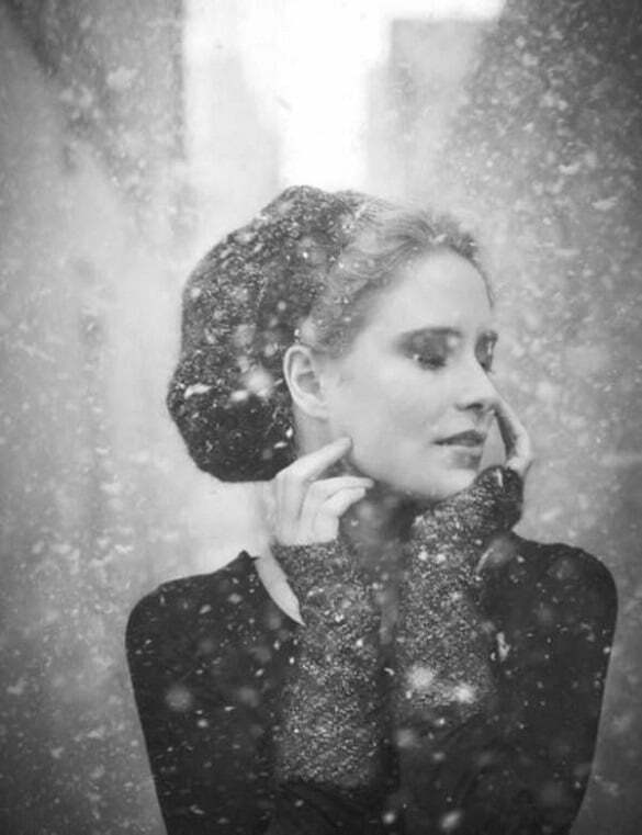 femeie iarna
