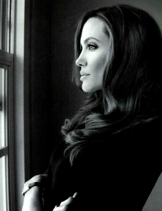 anjelina jolie
