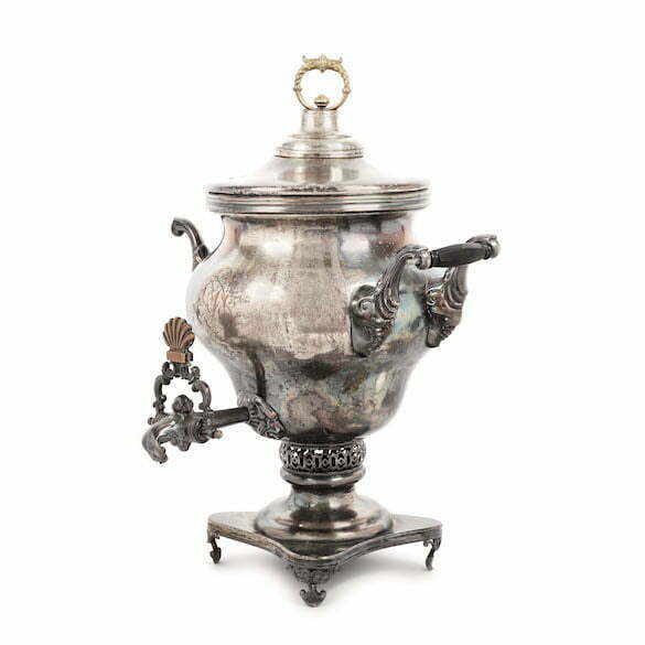 Samovar cu mÉner de inspiratie Rococo, monogramat, cca. 1920