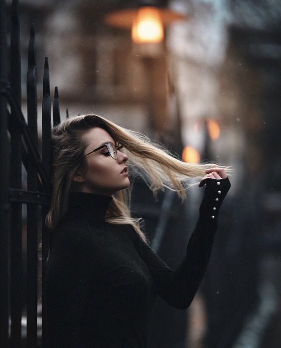 woman 