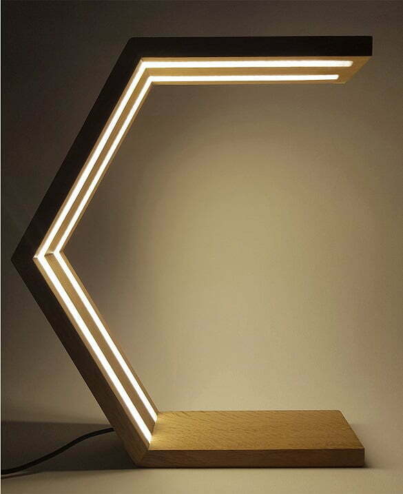 LAMURRA_lampa din lemn cu LED_Made in RO