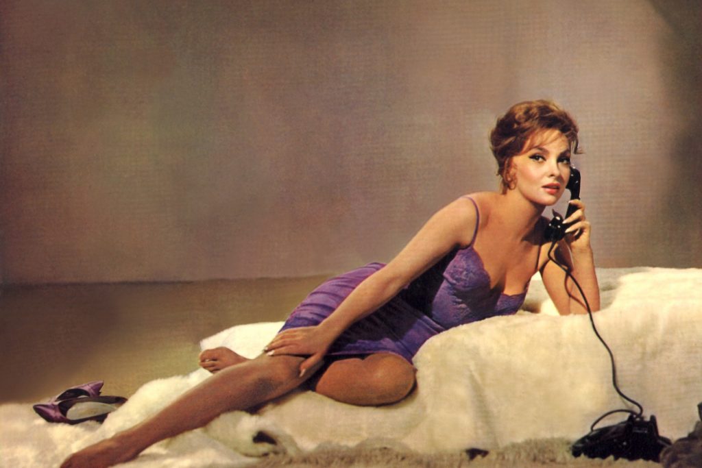 1961-Go-Naked-In-The-World
