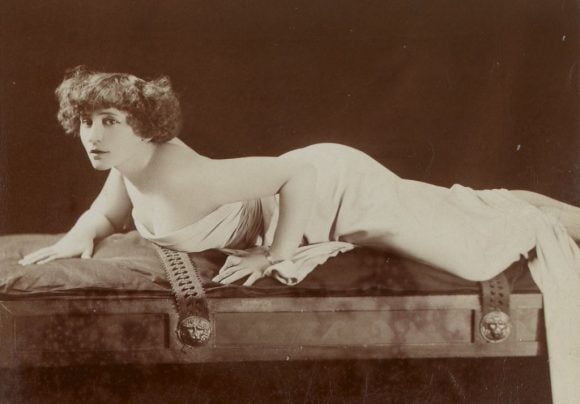 reutlinger-colette-nue-allongc3a9e-1024x714