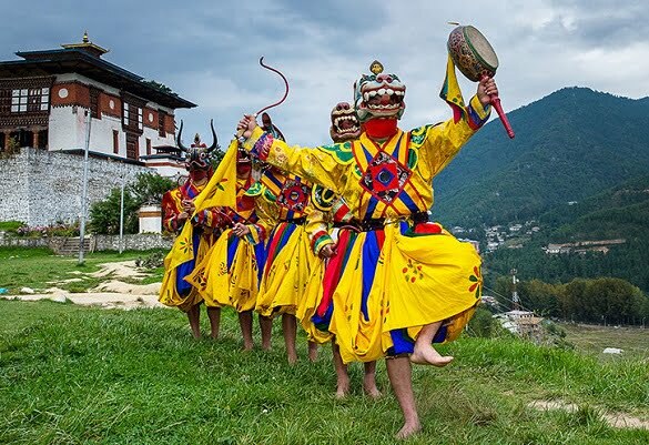 Asia-Signature-Bhutan-Tsechu-Festival-MH