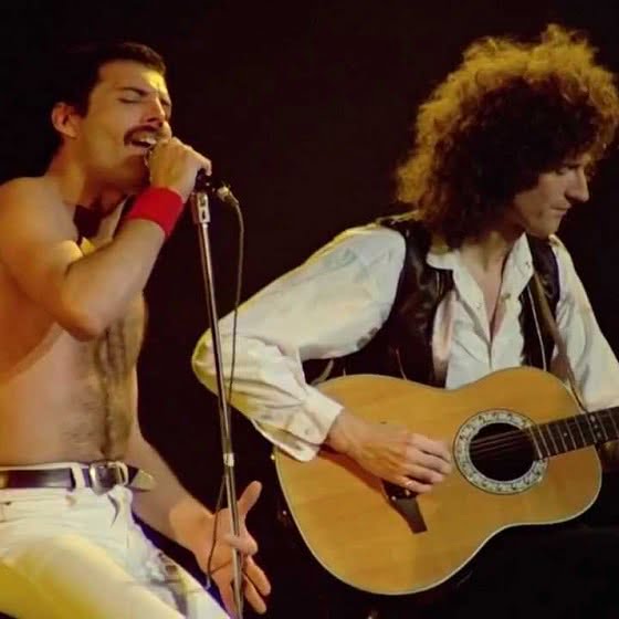Queen - Love of My Life (Rock-Montreal-1981)