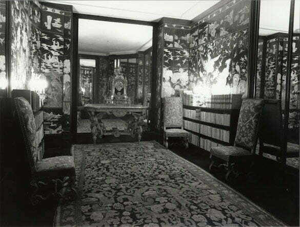 Apartment-Coco-Chanel-Coromandel-Screens-Desktop-2x